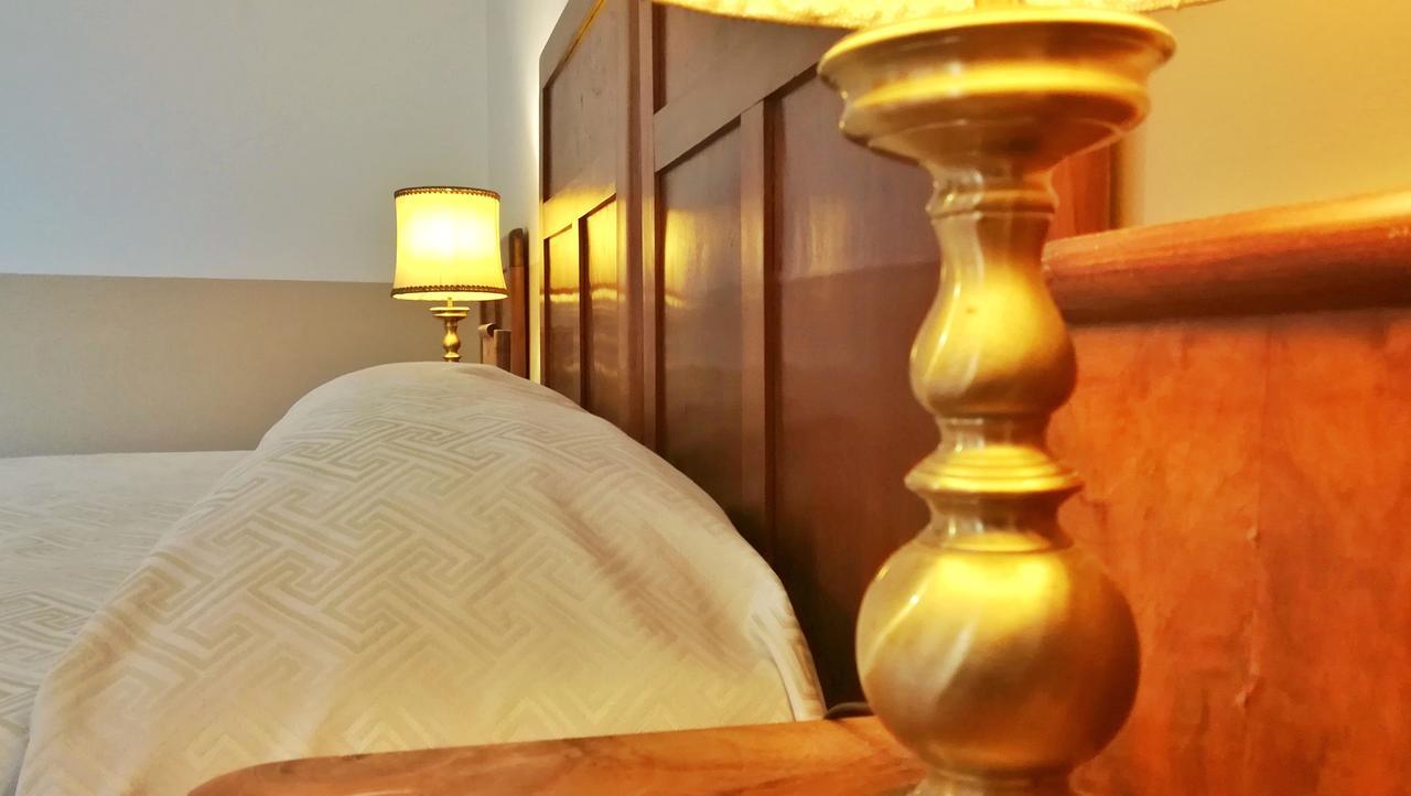 فندق Esagono Monello أفولا المظهر الخارجي الصورة